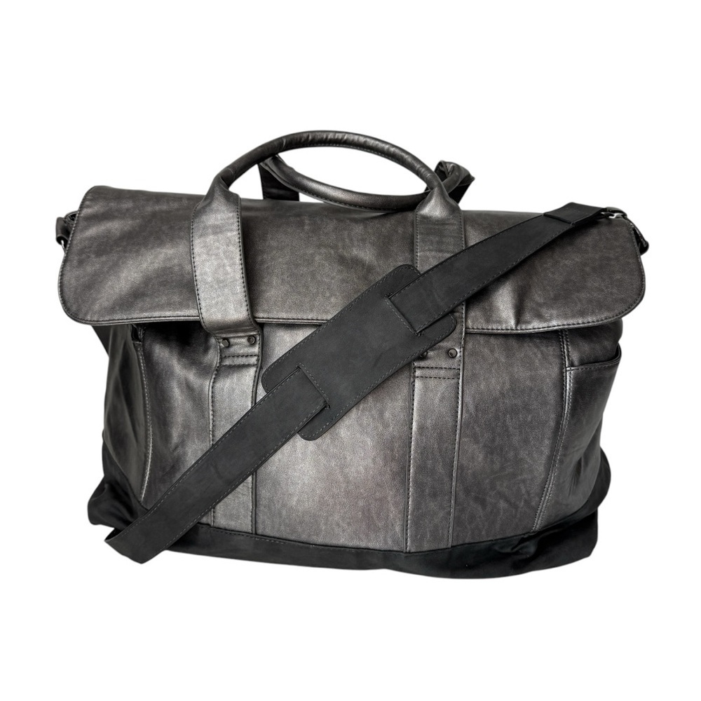 Target Limited Men’s Weekend Travel XL Duffle Bag Carry On Grey Metallic Busines